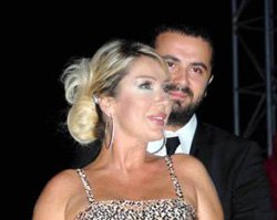 Seda Sayan-Onur Şan... BOŞANMA KARARI ALDILAR!