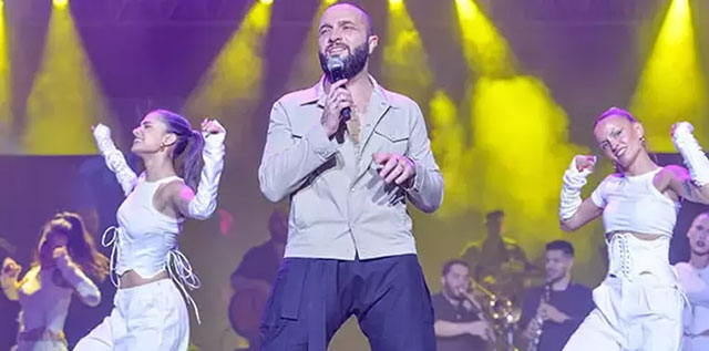 Berkay... HARBİYE AÇIK HAVA SEZONUNUN AÇTI!