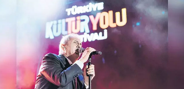 Yavuz Bingöl... URFA'DA 8 KİŞİLİK KONSERİN ACISINI ÇIKARDI!