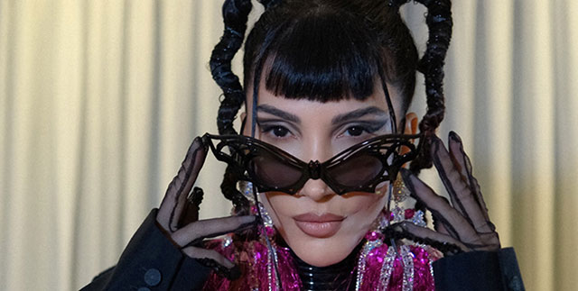 Hande Yener... 'ZOMBİ' İLE YİNE ÇOK İDDİALI!