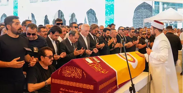 Aydemir Akbaş... SON YOLCULUĞUNA UĞURLANDI!