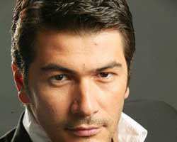 Vatan Şaşmaz... "BUZDA DANS"TA İDDİALI!