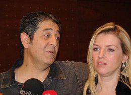 Murat Göğebakan... KANSERE DEĞİL AMA EVLİLİĞE YENİLDİ !