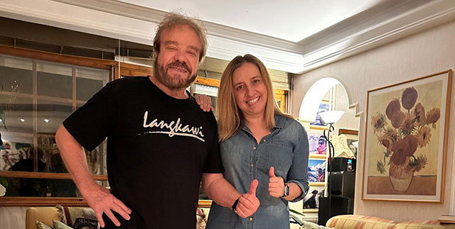 Attila Atasoy... YENİ MENAJERİNİ 'TAKDİM ETTİ'!