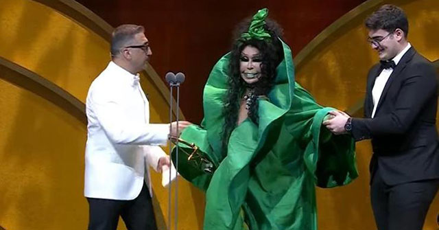 ALTIN KELEBEK'TE 'BÜLENT BEY' GAFI!