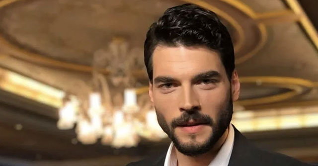 Akın Akınözü... ANNESİNİN ARDINDAN DAYISINI DA KAYBETTİ!