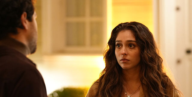 Leyla: Hayat…Aşk…Adalet… LEYLA KÖŞEYE SIKIŞIR!