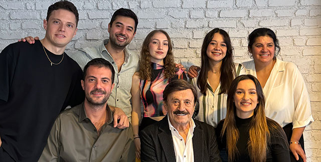 Selami Şahin... ŞARKILARI GENÇ SESLERLE BİR KEZ DAHA BULUŞTU!
