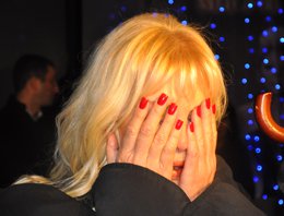 Ajda Pekkan? HAYKIRA HAYKIRA AĞLATAN SEBEP NEYDİ?