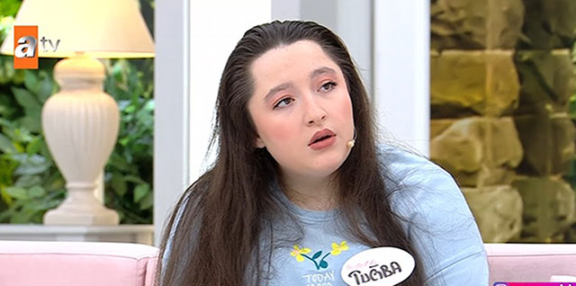 PROGRAMDA ARANIYORDU, ESRA EROL SEYİRCİSİ BULDU!