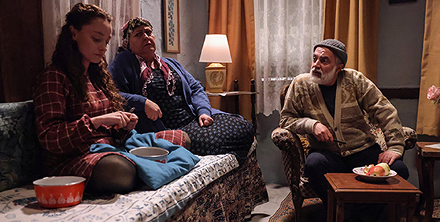 Zembilli... KADİR VE NURAN GERÇEĞİNİ BÜTÜN ZEMBİLLİ ÖĞRENİYOR