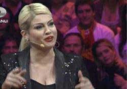 Pop Star Mehtap... "EVLİLİK PROGRAMLARI PAVYON GİBİ!"