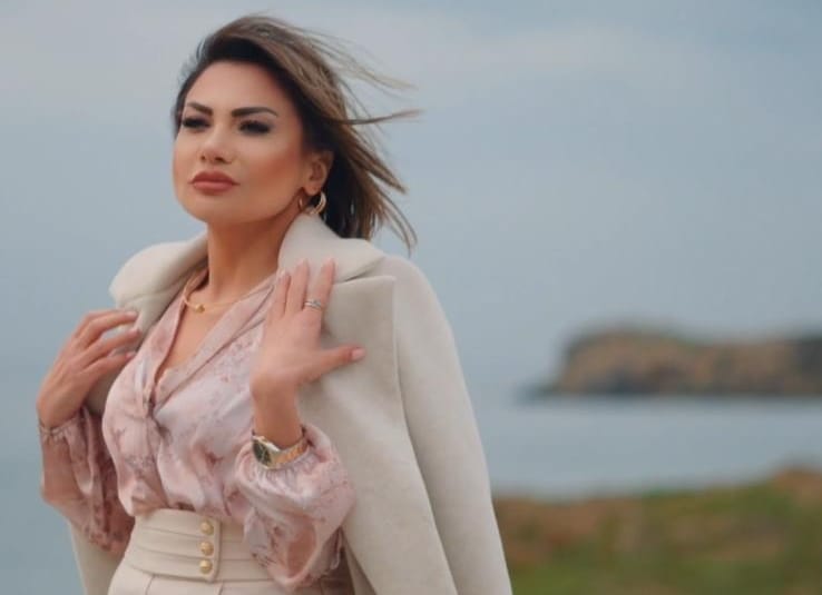 Sevil Katran... YENİ  ŞARKISI: “ARARSIN” YAYINDA!