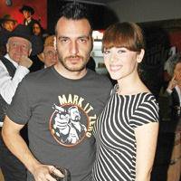 Demet Evgar... SEVGİLİYE ALBÜM DESTEĞİ!