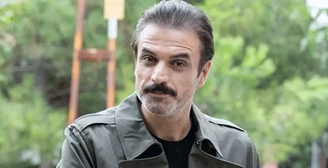 Ufuk Özkan... SAHNELERE GERİ DÖNDÜ!