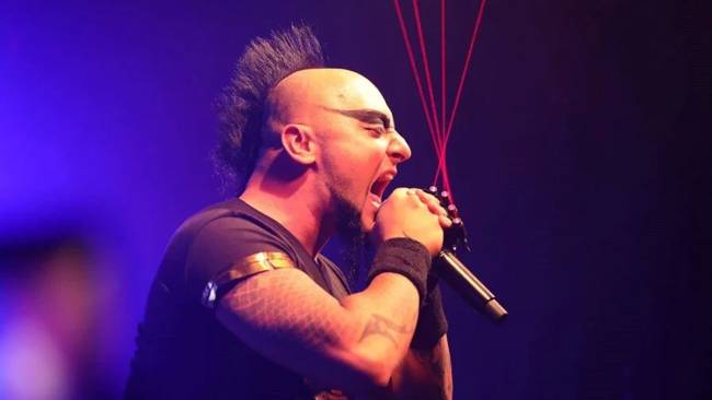 Hayko Cepkin... 2 KONSERİNİ 2 VALİLİK İPTAL ETTİ!