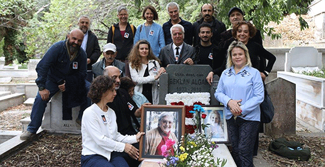 Beklan Algan... VEFATININ 15. YILINDA MEZARI BAŞINDA ANILDI!