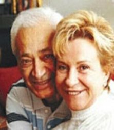 Son Dakika !.. ADNAN ŞENSES'İN EŞİ LALE ŞENSES BODRUM'DA KALP KRİZİ GEÇİRDİ...