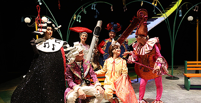 İBB ŞEHİR TİYATROLARI KASIM AYINDA 35 OYUNU SEYİRCİYLE BULUŞTURUYOR!