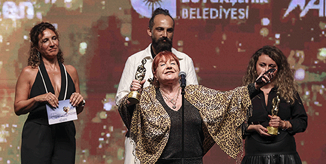 Bilge Şen... '81 YAŞINDA HÂLÂ ÇALIŞIYORUM!'