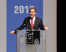 Uluslar arası İstanbul Film Festivali... PROTESTOLU AÇILIŞ!