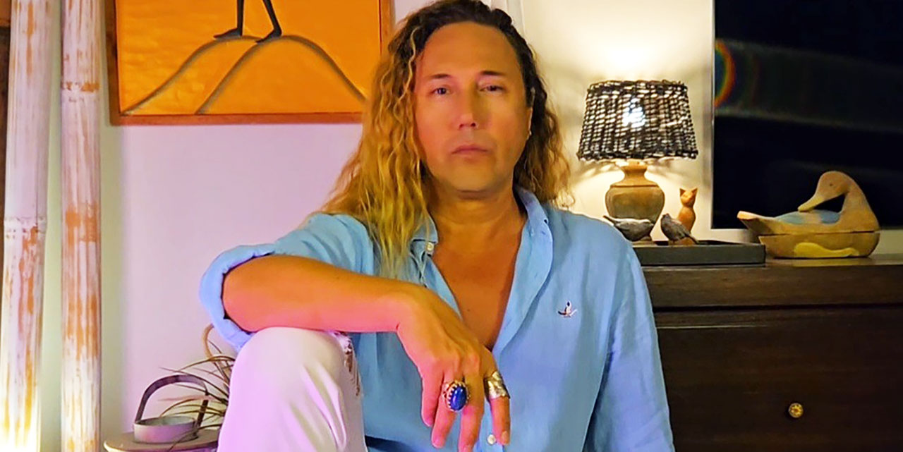 Korcan Yiğit… SEZEN AKSU'DAN BÜYÜK DESTEK!