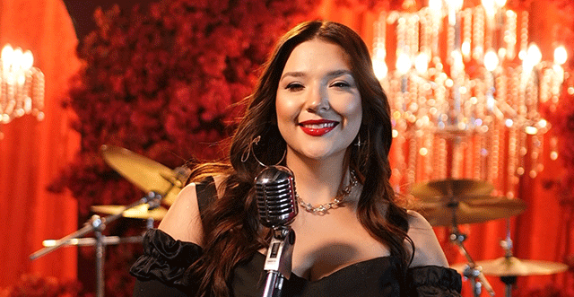 Tuğçe Kandemir... YENİ YILA ÖZEL AKUSTİK SERİNİN İLK ŞARKISI ‘’AH BE YAR’’!