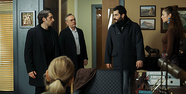 Veliaht... YAHYA VE ZAFER’İN KARSLI AİLESİ’NE TEHLİKELİ OYUNU!