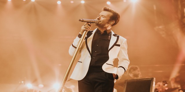 Yalın / "Her Şey Sensin"... ROYAL ALBERT HALL'UN CANLI KAYDI  YAYINDA!..