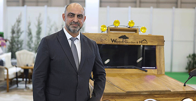 Uluslararası İstanbul Mobilya Fuarı... TAMAMI AHŞAP ARABA FUARIN İLGİ ODAĞI OLDU!