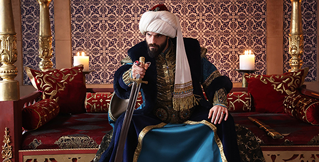 Mehmed: Fetihler Sultanı... KILIÇ BİR KESERSE, AKIL BİN KESER!