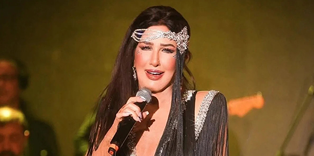 Nükhet Duru... İDDİALI KOSTÜMÜYLE NEFES KESTİ!