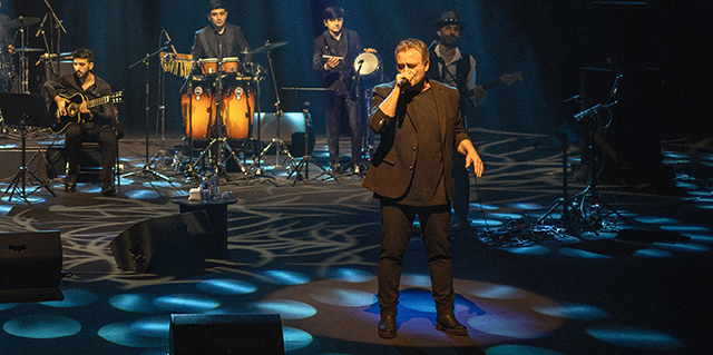 Kutsi... AZERİ HAYRANLARINDAN SEVGİ SELİ!