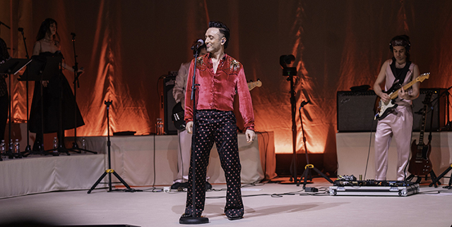 Mabel Matiz... LONDRA KONSERİNDE ‘HALHAL’ SÜRPRİZİ!