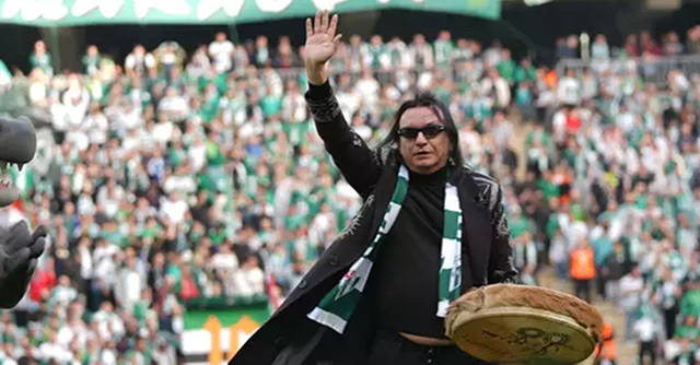 Gökhan Kırdar... 'CENDERE' PERFORMANSIYLA TRİBÜNLERİ COŞTURDU!