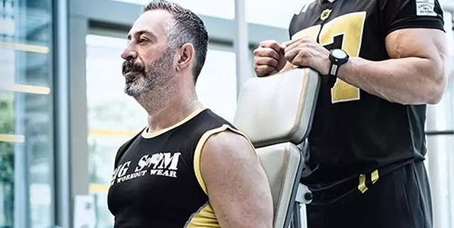 Cem Yılmaz... KASLARINI KONUŞTURMAYA HAZIRLANIYOR!