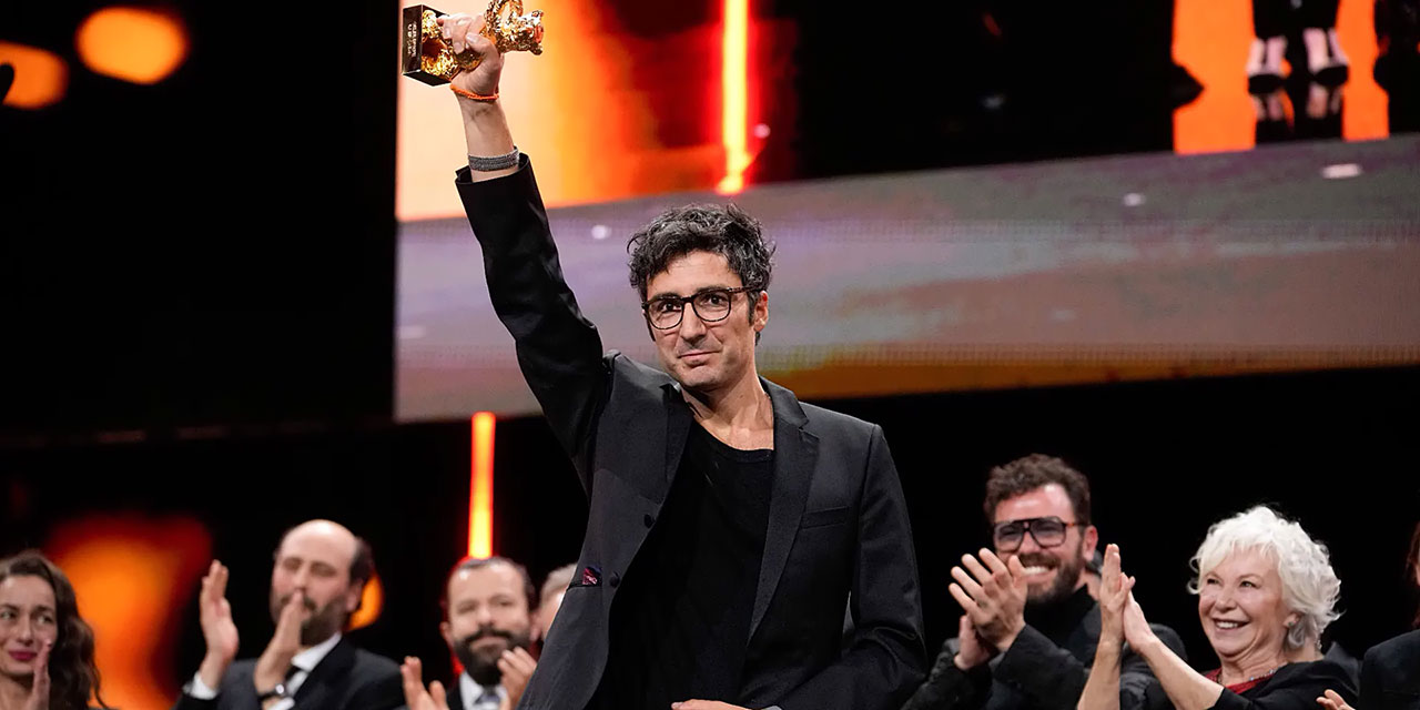 İlker Çatak…TÜRK YÖNETMEN, 2026 ALTIN AYI ÖDÜLÜNÜ KAZANDI