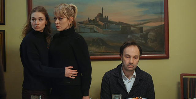 Veliaht... DERYA’NIN HAMİLE OLDUĞU ORTAYA ÇIKIYOR!