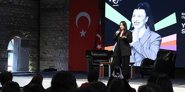 Yasemin Sakallıoğlu... 'MİZAH ERKEK EGEMEN BİR ALAN, BUNA RAĞMEN VAZGEÇMEDİM!'