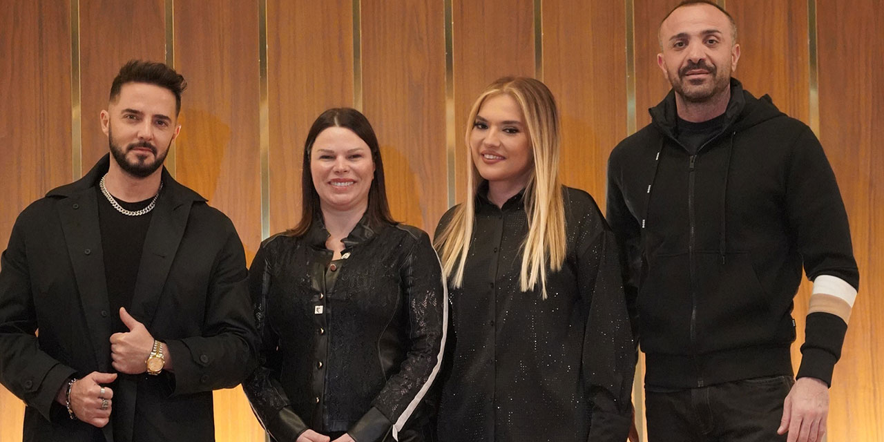 Demet Akalın-Gökhan Özen…  İMZALAR ATILDI POP DÜNYASINDA BÜYÜK BULUŞMA!