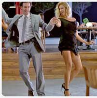 Burcu Esmersoy... BACAKLARI FİLMİN GİŞESİNİ ETKİLEDİ Mİ?