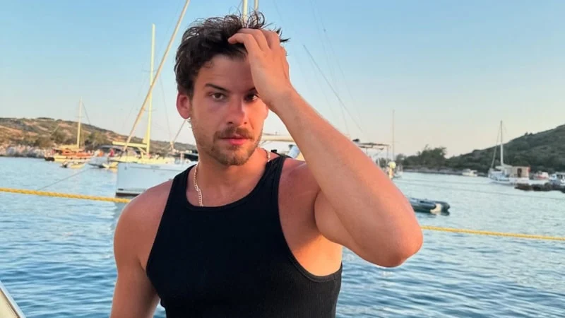 Mustafa Mert Koç... "İLK AŞKIM YAKIN ARKADAŞIMLA EVLENDİ"!..