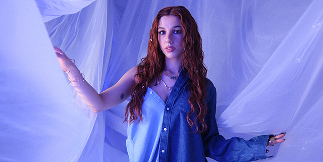 Selin... YENİ TEKLİSİ "BAŞKA BİRİ" İLE HAYALİ SENARYOLARI ANLATIYOR!