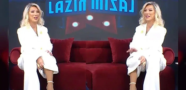 Seda Sayan... ÇORAPTAN VAZGEÇMİYOR; "BİKİNİN ALTINA BİLE GİYERİM"