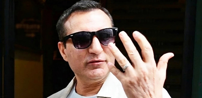 Rafet El Roman... NİŞAN YÜZÜĞÜNÜ GÖSTERDİ; “BAŞKASINA AİTİM!“