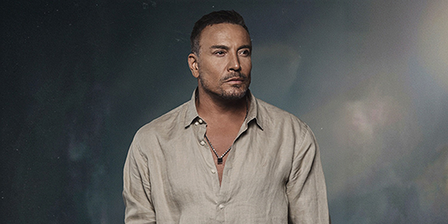 Cenk Eren... USTAYA SAYGI DURUŞU; ’KURUMUŞ BİR DAL GİBİYİM’