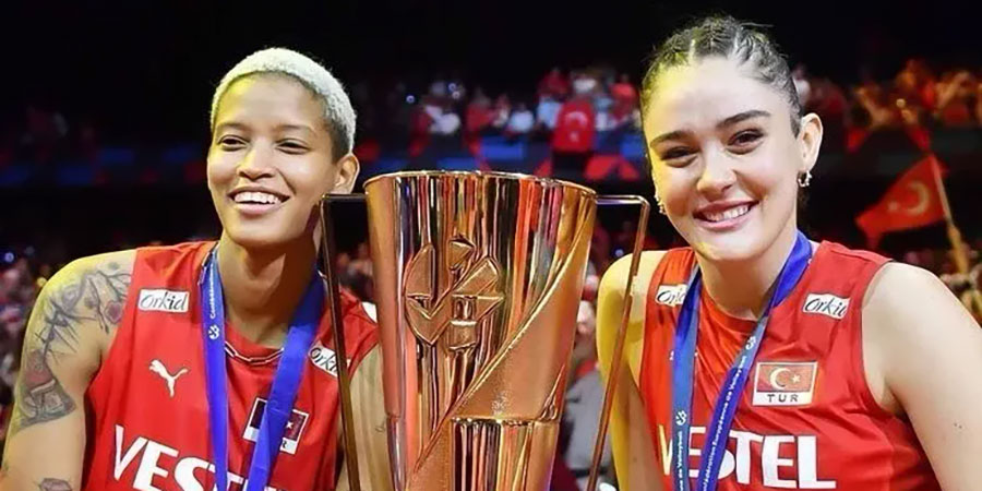 Melisa Vargas-Zehra Güneş... POTADA KRİZ; BİRBİRLERİNİ SİLDİLER!