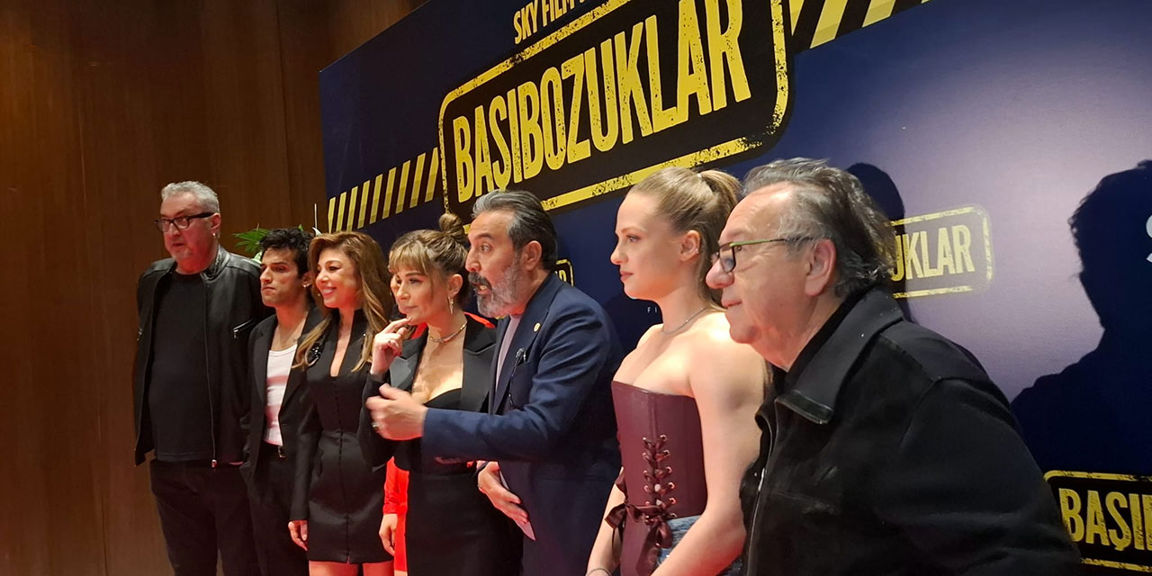 Başıbozuklar: GANİ MÜJDE’DEN ABSÜRT KOMEDİ!