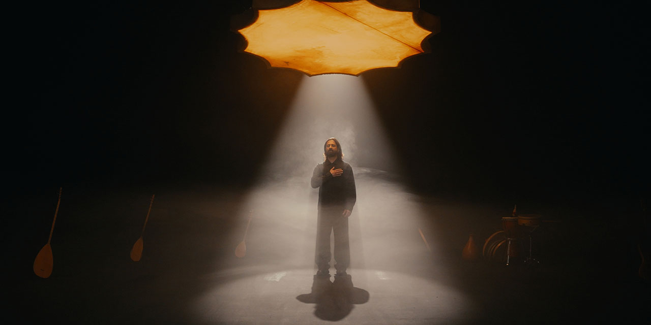 Koray Avcı… YENİ PROJESİ “12” YAYINDA.