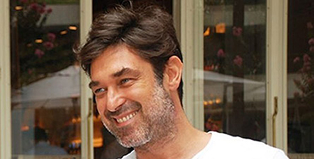 Burak Hakkı... "BİR KADINA ROMANTİKLİK BESLEYECEK BİR ADAM DEĞİLİM"